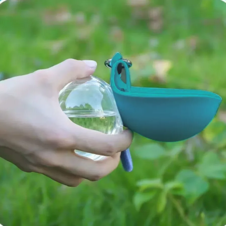Portable Pet Water Cup PET Plastic Foldable Spherical Reusable Water Dispenser with Hook, Outdoor Dog Travel Drinking Bottle